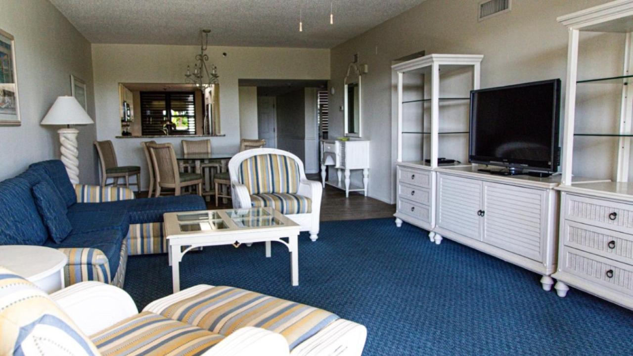 Apartment Longboat Bay Club