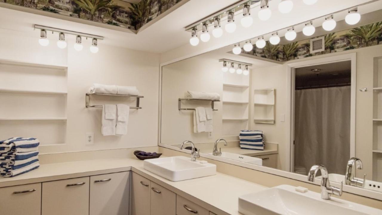 Longboat Bay Club Apartment